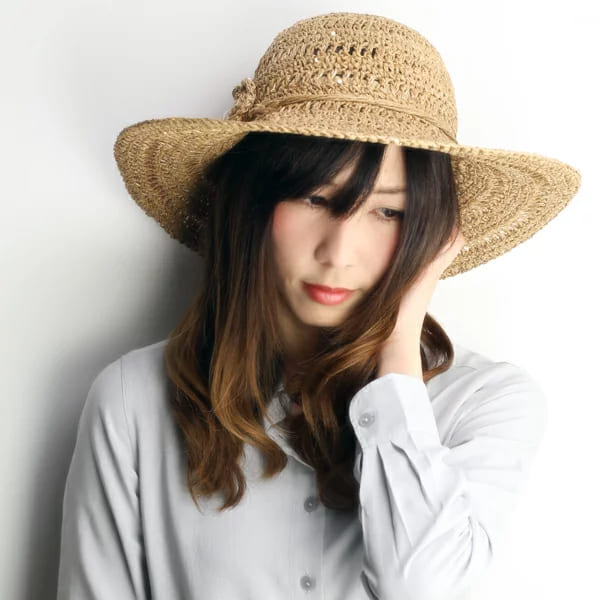 骨格診断ナチュラルタイプに似合うレディースストローハット