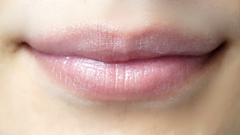 ヴィセアヴァンリップスティック「020 SPLENDOR シアーなパールベージュ」