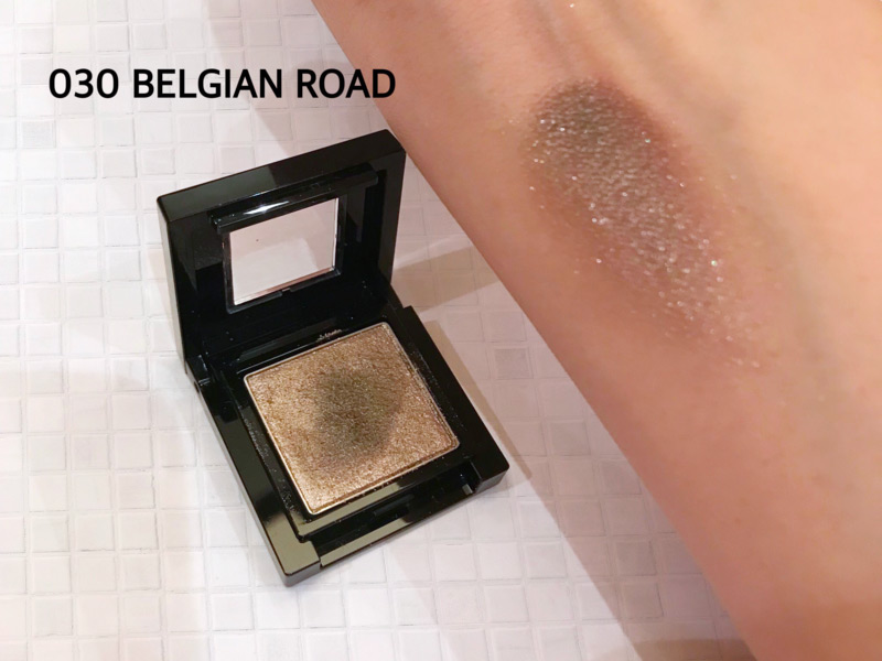 コーセーのアイシャドウ「シングルアイカラー」タッチアップ(030 BELGIAN ROAD)