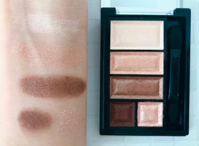 リンメルのアイシャドウ「ショコラスウィートアイズ」タッチアップ(009 ロゼショコラ)