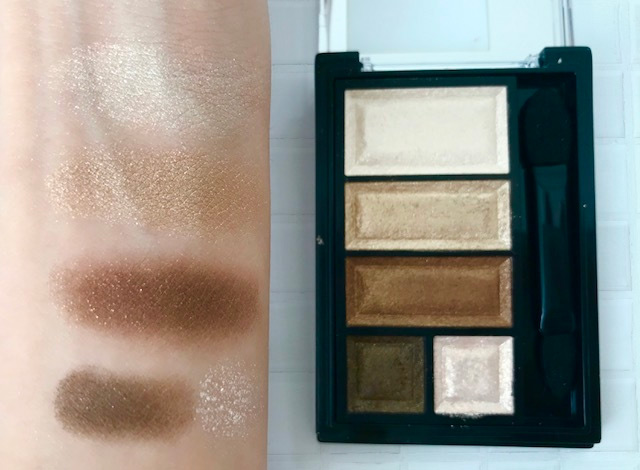 リンメルのアイシャドウ「ショコラスウィートアイズ」タッチアップ(012 シトロンショコラ)