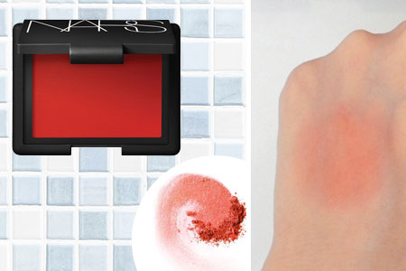 NARS(ナーズ)人気チーク「ブラッシュ」4015N マットレッドブラッシュのタッチアップイメージ