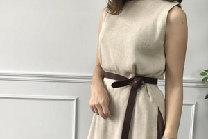 骨格ウェーブタイプがスタイルアップできる上重心のデザイン「ウエストマーク」