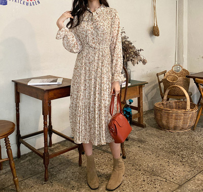 骨格ウェーブタイプにオススメしたいDHOLICのワンピース「ストラップ付リボン花柄ワンピース」